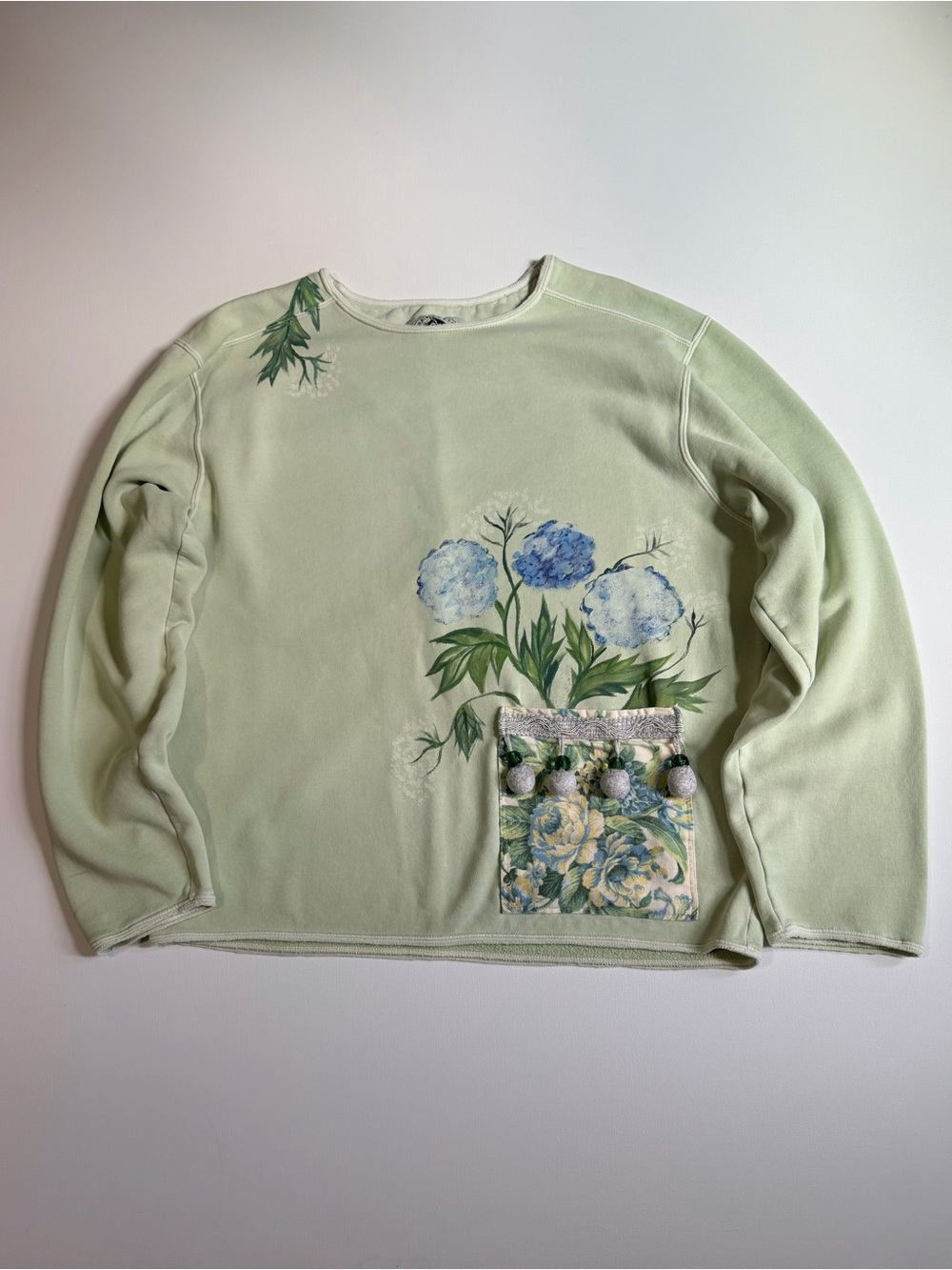 Authentic Pigment Women’s  Light Green Floral Pocket Sweatshirt - M